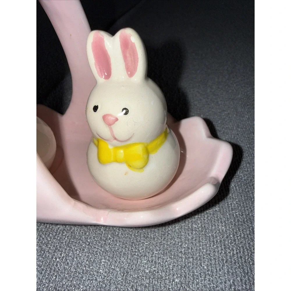 Bunny Salt‎ & Pepper Shakers with Basket Holder